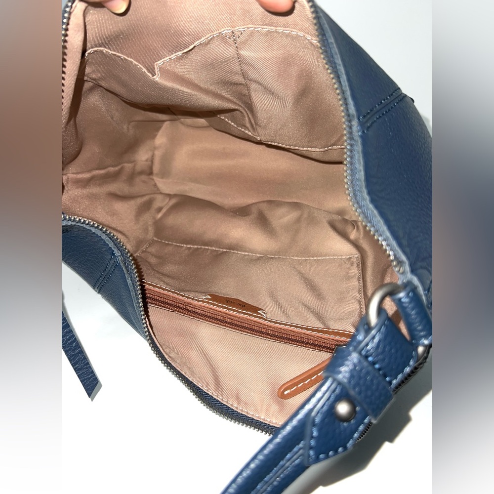 The Sak Sequoia Hobo Shoulder Bag Blue Leather with
Charms NEW - Picture 13 of 16